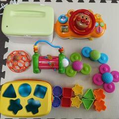 Combi　おしりふきウォーマー　知育玩具　詰め合わせの画像