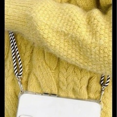 iPhone13ケースストラップ付き