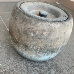 炭消す壺の画像