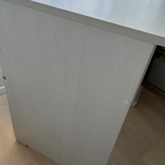 IKEAデスク　ホワイトの画像