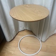 ニトリ　サイドテーブル　