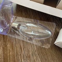ガラスペンダントライト　電球付き 2個の画像