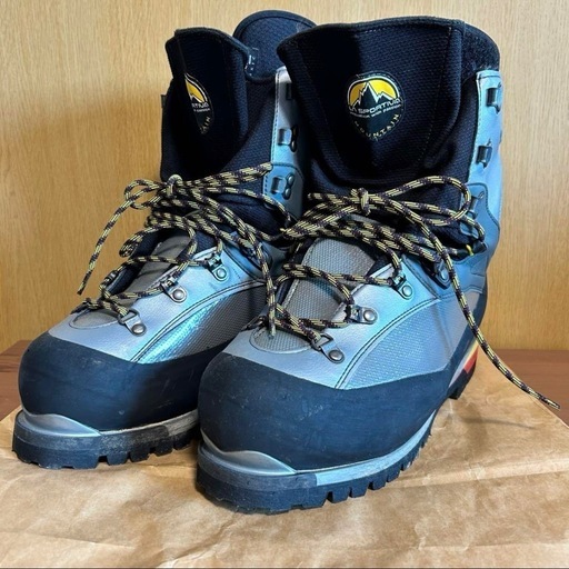 LA SPORTIVA Baruntse (厳冬期用高所登山靴)