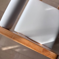 キッズチェア　白　高さ調節可
の画像