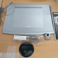 1202-055 Wacom Intuos2 XD-0608-U...
