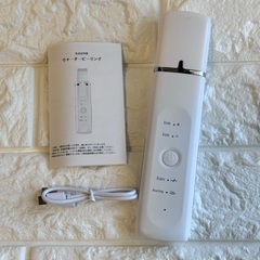 新品❤ウォーターピーリング 超音波美顔器 イオン導入 EMS 毛...