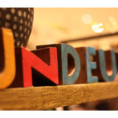 【UN DEUX PLANTS(ｱﾝﾄﾞｩﾌﾟﾗﾝﾂ) 高知 蔦屋書店】✿お花の好きな方募集！！　色とりどりのお花やグリーンに囲まれた素敵なお店で一緒に楽しく働きませんか？　未経験者ＯＫ！！の画像