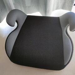 車のブースターシート