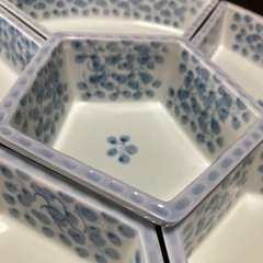 【新品未使用】回転オードブル皿36cm 陶器製　陶彩　早春　お正月やお祝いに◎ 仕切り皿　オードブルプレートの画像