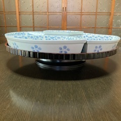【新品未使用】回転オードブル皿36cm 陶器製　陶彩　早春　お正月やお祝いに◎ 仕切り皿　オードブルプレートの画像
