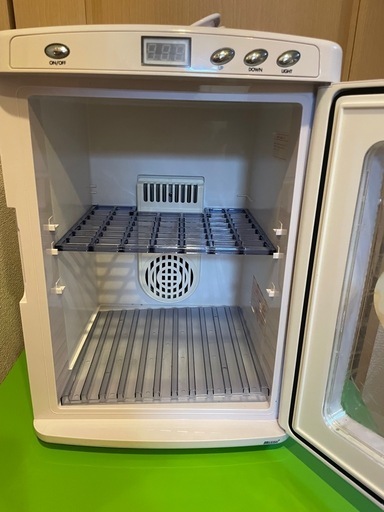 ポータブル保冷温庫