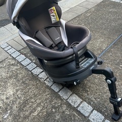 combi チャイルドシートの画像