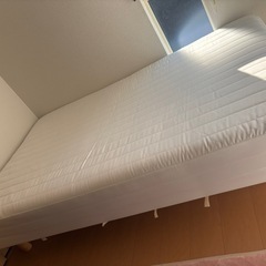 無印　セミダブルベッド