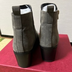 ショートブーツの画像