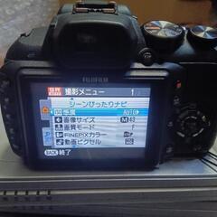 【商談中。30倍ズーム】富士フイルム HS10の画像