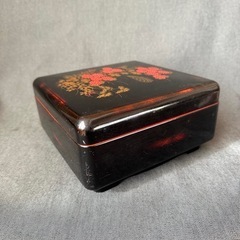 漆器 重箱 19.5×19.5×10 cm 花柄正月　パーティ　弁当箱　御節料理の画像