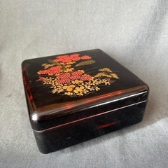 漆器 重箱 19.5×19.5×10 cm 花柄正月　パーティ　弁当箱　御節料理の画像