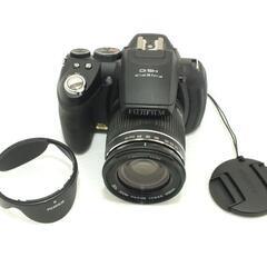 【商談中。30倍ズーム】富士フイルム HS10の画像
