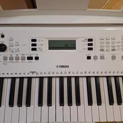 YAMAHA 電子キーボードの画像