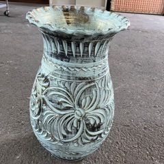 新品 彫刻陶器　花瓶　傘立て