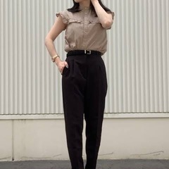GU 新品未使用　ハイウェストテーパードパンツの画像