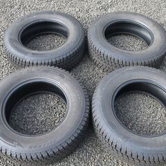 スタッドレスタイヤ　ブリジストン　BS　中古　4本セット　DM-V3　215/70R16
