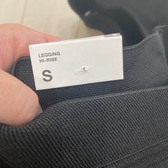 ZARA 新品未使用パンツの画像