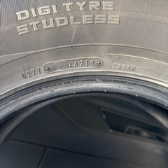 265/65r17スタッドレスタイヤの画像