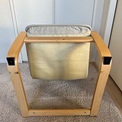 《IKEA》キッズ用パーソナルチェア(ポエング)の画像