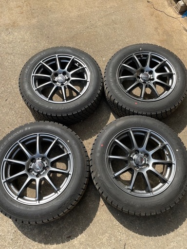 スタッドレスタイヤ