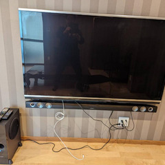 テレビ　60インチSHARP (スピーカー付）