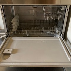 TOTO 食洗機 EUD510R 水栓付きの画像