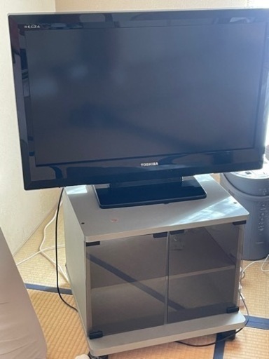 テレビ台付き　テレビ　REGZA TOSHIBA