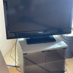 テレビ台付き　テレビ　REGZA TOSHIBA 