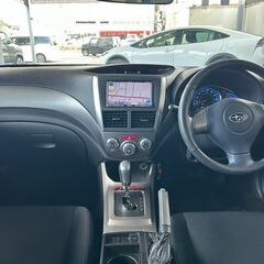 車検２年付【総額25.8万】インプレッサー5HB1.5 i-L コンフォートセレクション II　ナビ/TV/ETCの画像