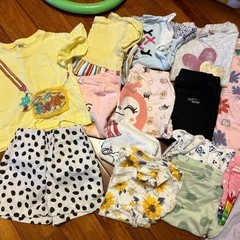 女の子の夏服👧　90-95の画像