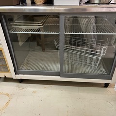 冷蔵ガラス棚下ショーケースの画像