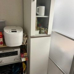 キッチンキャビネット