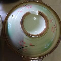 土鍋 後2つ 大きいのは決まりましたの画像