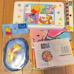 ディズニー　プーさん　お弁当箱などまとめての画像