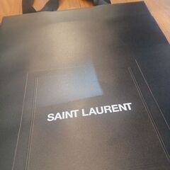 お譲りします　SAINT LAURENT 　紙袋２つ　黒の画像