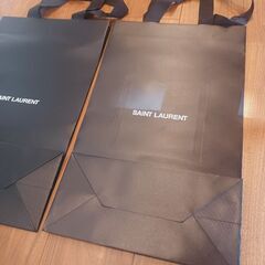 お譲りします　SAINT LAURENT 　紙袋２つ　黒の画像