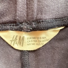 H&Mレギンスセットの画像
