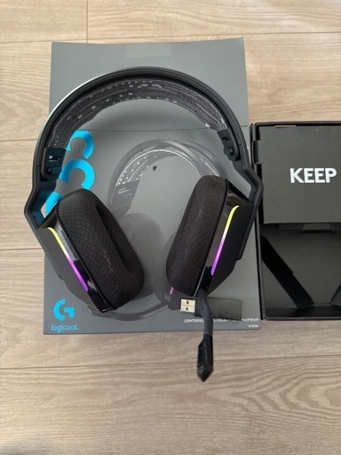 ロジクール　LIGHTSPEEDワイヤレスRGBゲーミングヘッドセットG733