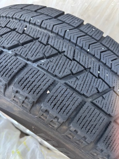 スタッドレスタイヤ