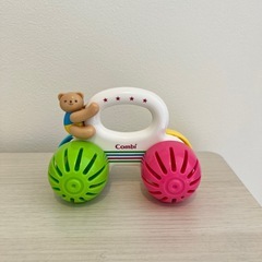コンビ　おもちゃ　combi