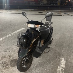 v100
