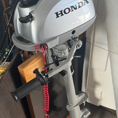 ホンダ2馬力
BF2DH＋ボート2分割式の画像