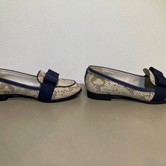 DIANA スネークスキン風 ローファー 23.5cmの画像