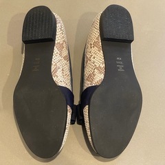 DIANA スネークスキン風 ローファー 23.5cmの画像